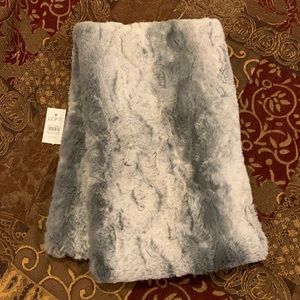 LOFT faux fur plush infinity scarf